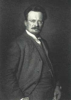 Адольф Мите в 1905 году